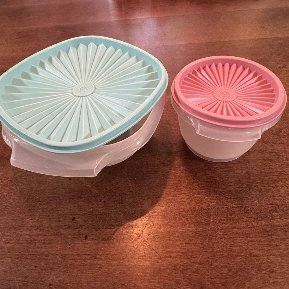 Set of 2 Tupperware Servalier Nesting Bowls Clear with Pastel Lids Nesting Bowel